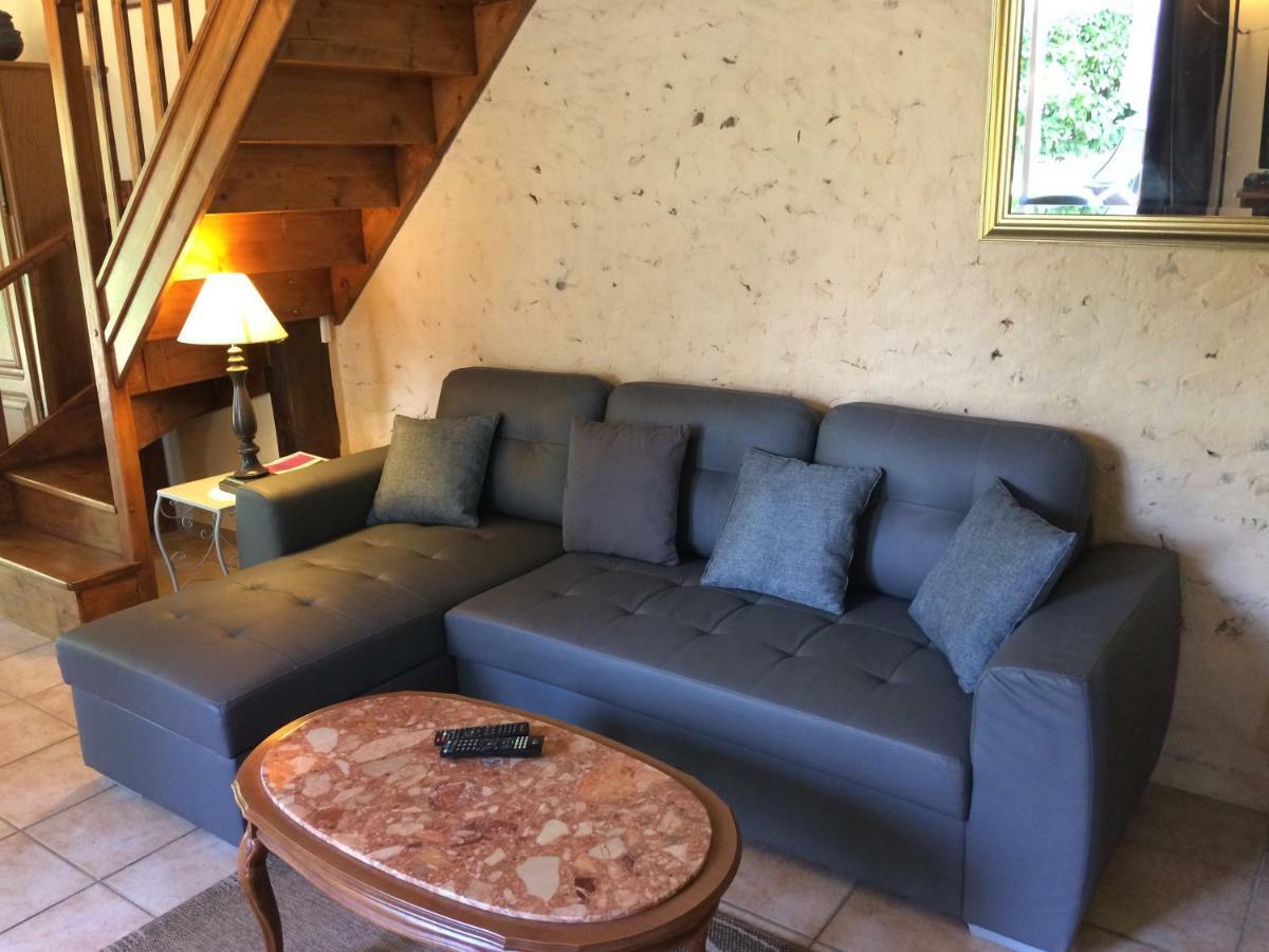 Auberge La Pomme De Pin Hotell Senonches Eksteriør bilde